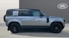 Land Rover Defender 3.0 D250 SE 110 5dr Auto Diesel Estate